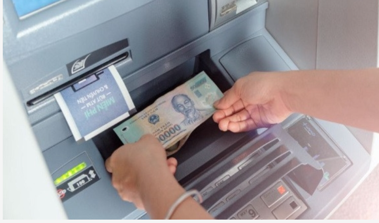 Chuyển tiền mặt vào tài khoản Agribank tại ATM CDM 2